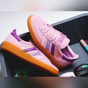 Adidas Originals Handball Spezial "Triple Purple/Gold Metallic" Women's Sz 8